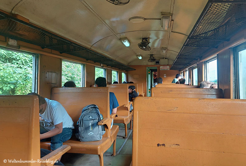 bangkok_goldenesdreieck_phuket - Thailand Kanchanaburi DeathRailway Zug 2