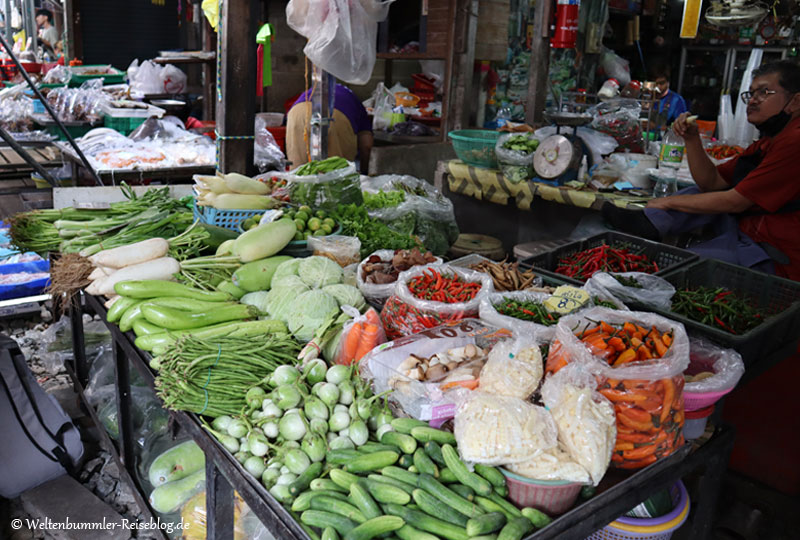 bangkok_goldenesdreieck_phuket - Thailand SamutSongkhram MaeKlongRailwayMarket 2