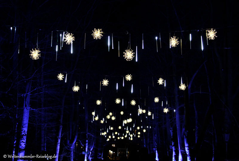 berlin - Berlin-ChristmasGarden-Eingang.jpg