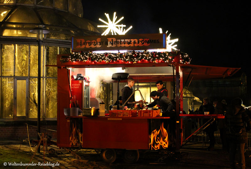 berlin - Berlin-ChristmasGarden-Wurstbude.jpg