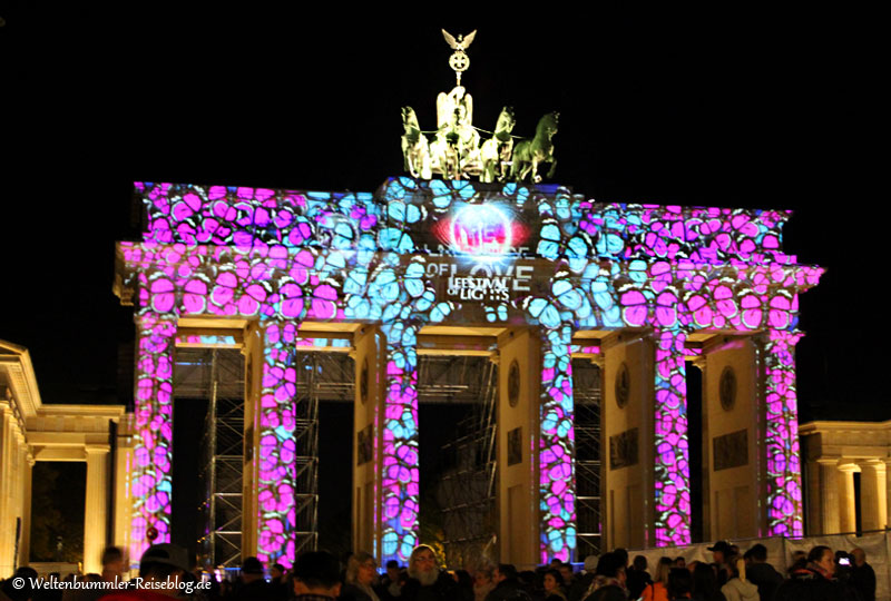 berlin - Berlin-FestivalOfLights-BrandenburgerTor.jpg