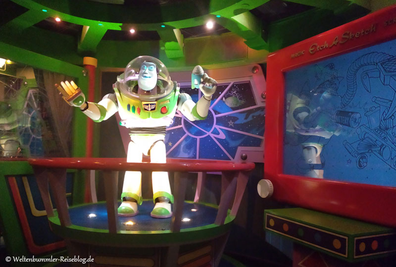 disneyland - Paris-Disneyland-BuzzLightyearLaserBlast