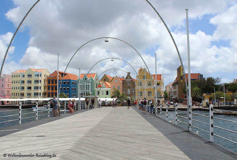 AIDA_Karibik - AIDA Karibik Curacao Willemstad KoeniginEmmaBruecke 2