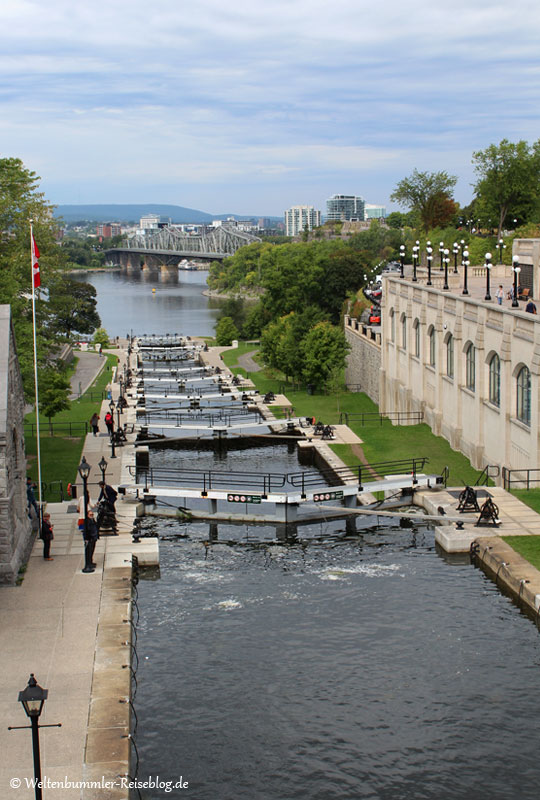 eastern-highlights - EasternHighlights-Ottawa-RideauCanal.jpg