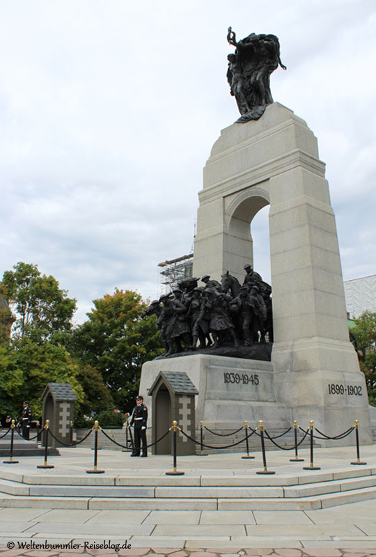 eastern-highlights - EasternHighlights-Ottawa-WarMemorial.jpg
